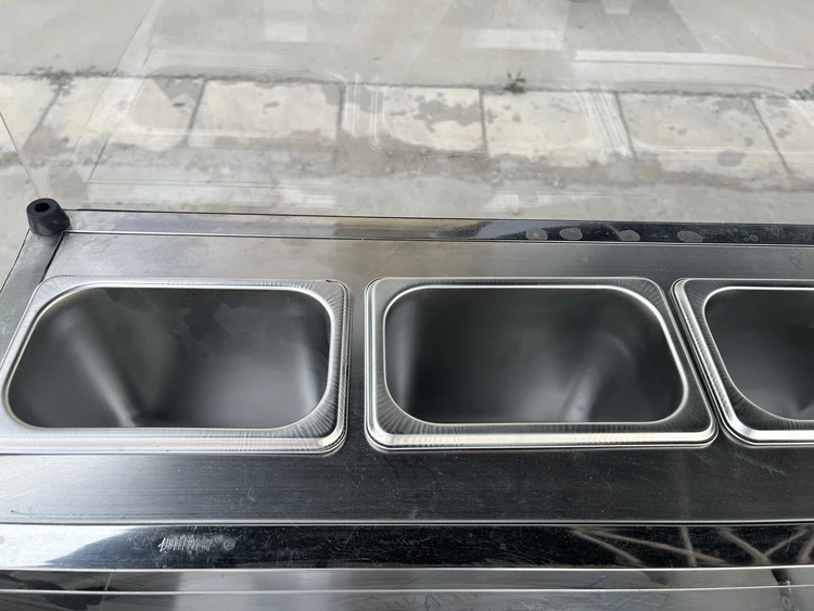 stainless steel food tubs of the food vending cart